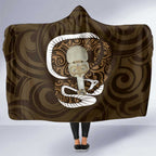 Gold New Zealand Eel Hooded Blanket Aotearoa Maori Tuna With Kotiate Weapon