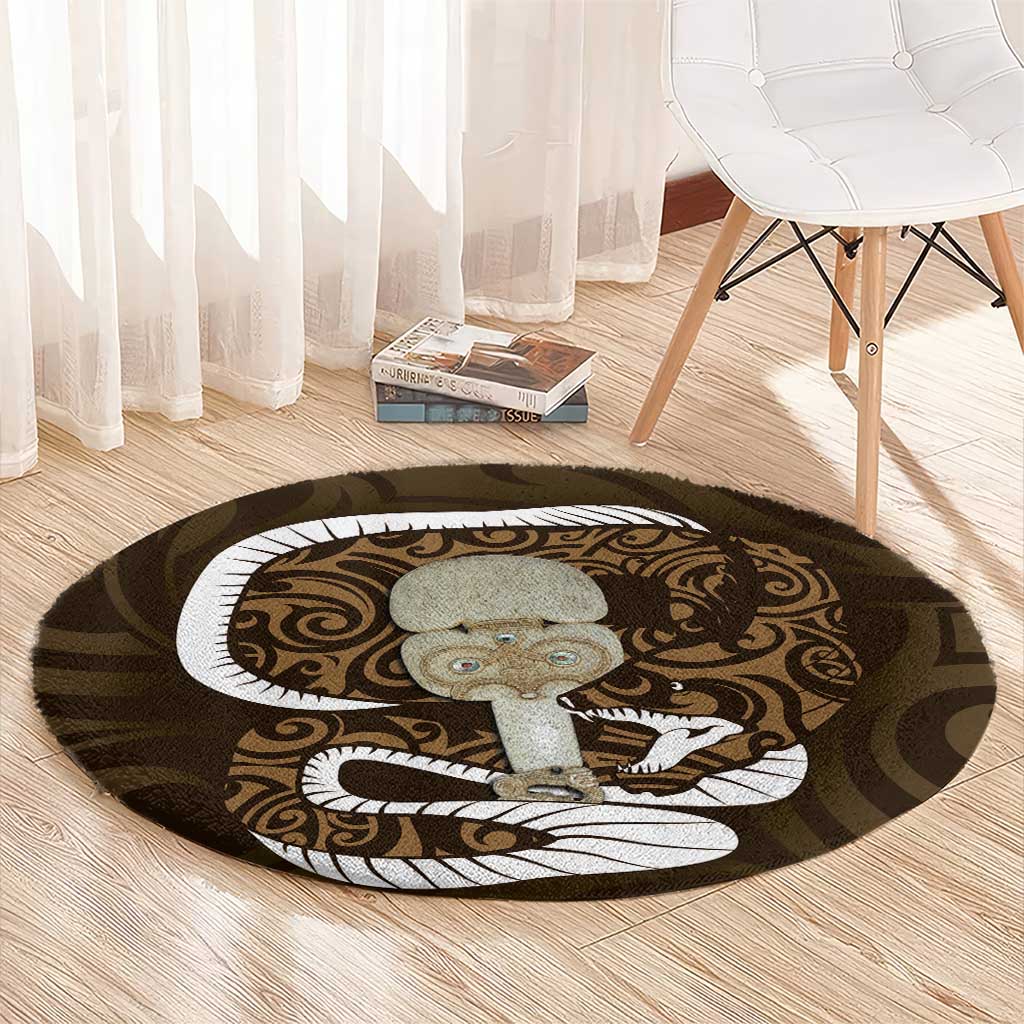 Gold New Zealand Eel Round Carpet Aotearoa Maori Tuna With Kotiate Weapon