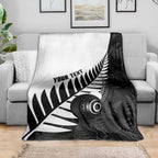 New Zealand Lawn Bowls Custom Blanket Aotearoa Silver Fern - Aussie Hoodie