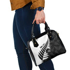New Zealand Lawn Bowls Custom Shoulder Handbag Aotearoa Silver Fern - Aussie Hoodie