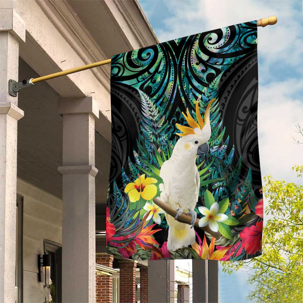 Sulphur-crested Cockatoo New Zealand Garden Flag Paua Shell Aotearoa Maori Tropical Flowers - Aussie Hoodie