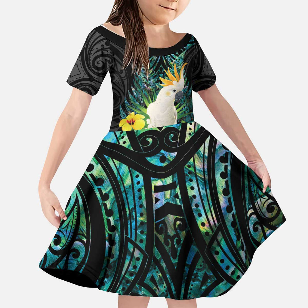 Sulphur-crested Cockatoo New Zealand Kid Short Sleeve Dress Paua Shell Aotearoa Maori Tropical Flowers - Aussie Hoodie
