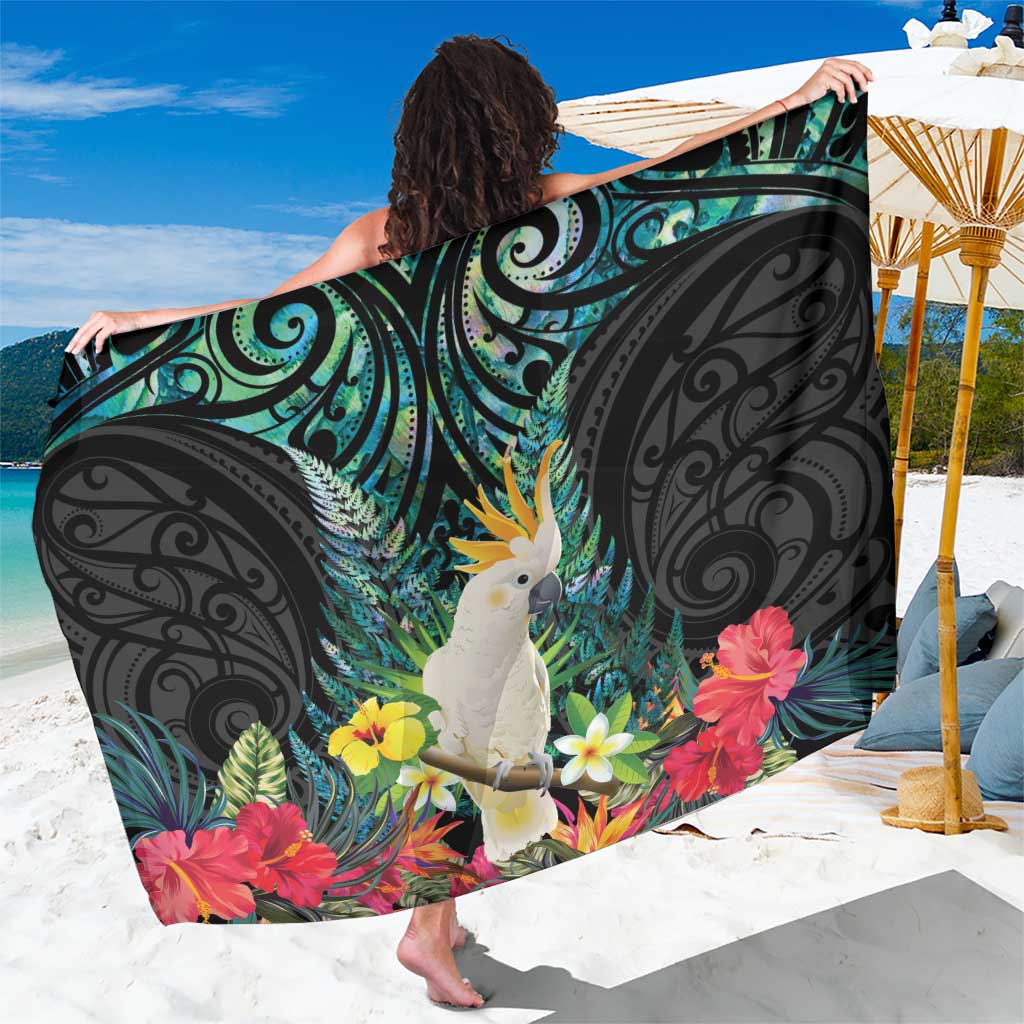 Sulphur-crested Cockatoo New Zealand Sarong Paua Shell Aotearoa Maori Tropical Flowers - Aussie Hoodie