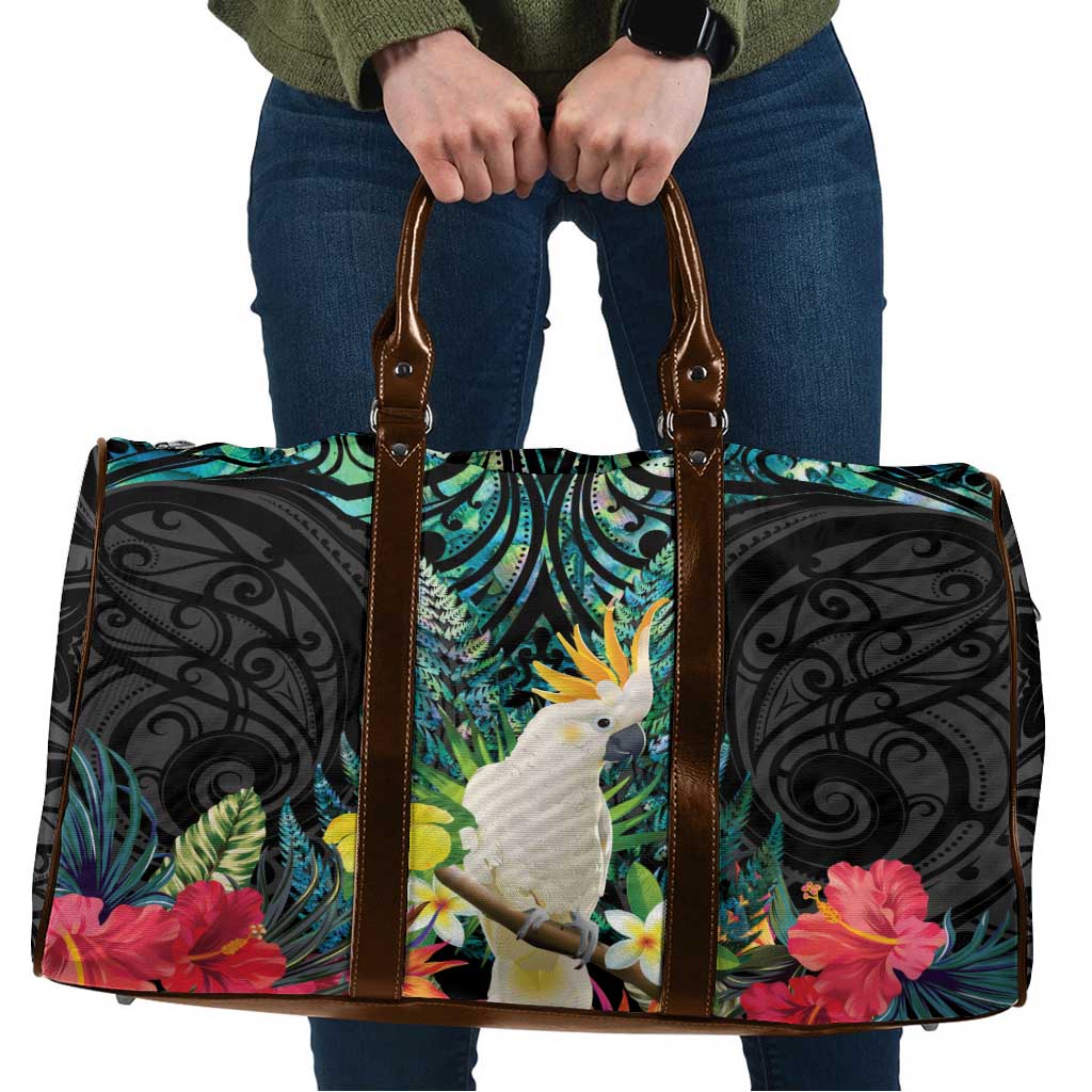 Sulphur-crested Cockatoo New Zealand Travel Bag Paua Shell Aotearoa Maori Tropical Flowers - Aussie Hoodie