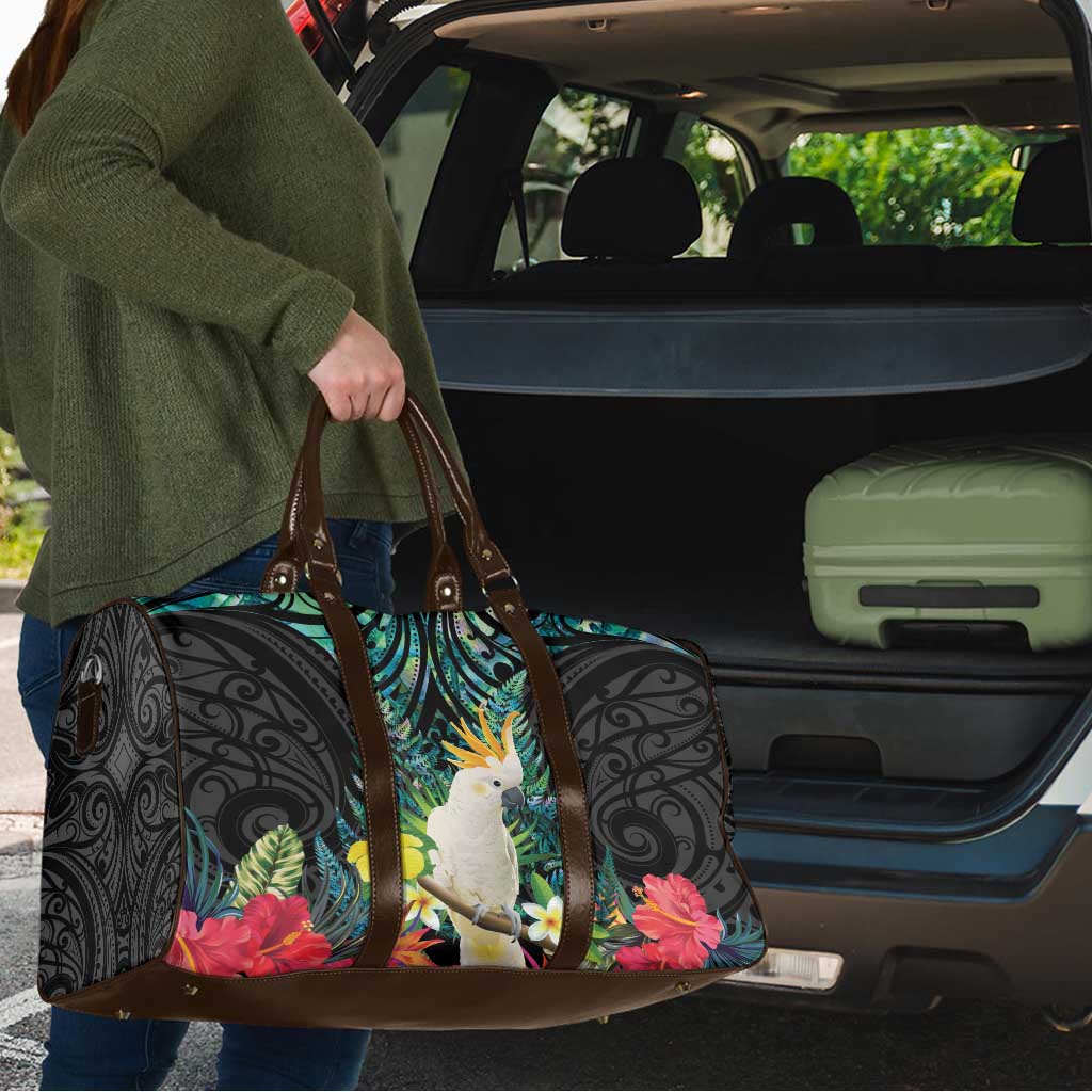 Sulphur-crested Cockatoo New Zealand Travel Bag Paua Shell Aotearoa Maori Tropical Flowers - Aussie Hoodie
