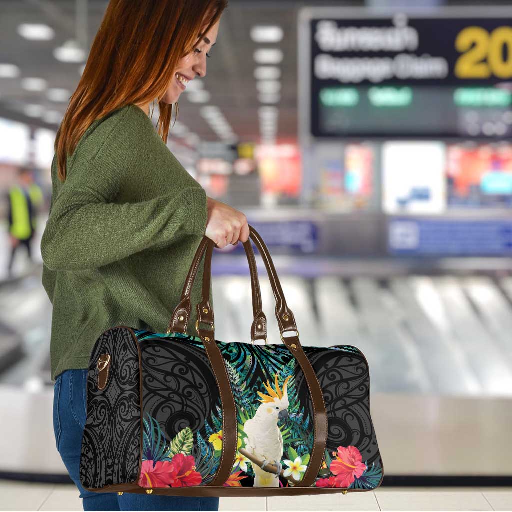 Sulphur-crested Cockatoo New Zealand Travel Bag Paua Shell Aotearoa Maori Tropical Flowers - Aussie Hoodie