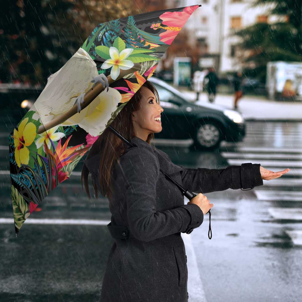 Sulphur-crested Cockatoo New Zealand Umbrella Paua Shell Aotearoa Maori Tropical Flowers - Aussie Hoodie