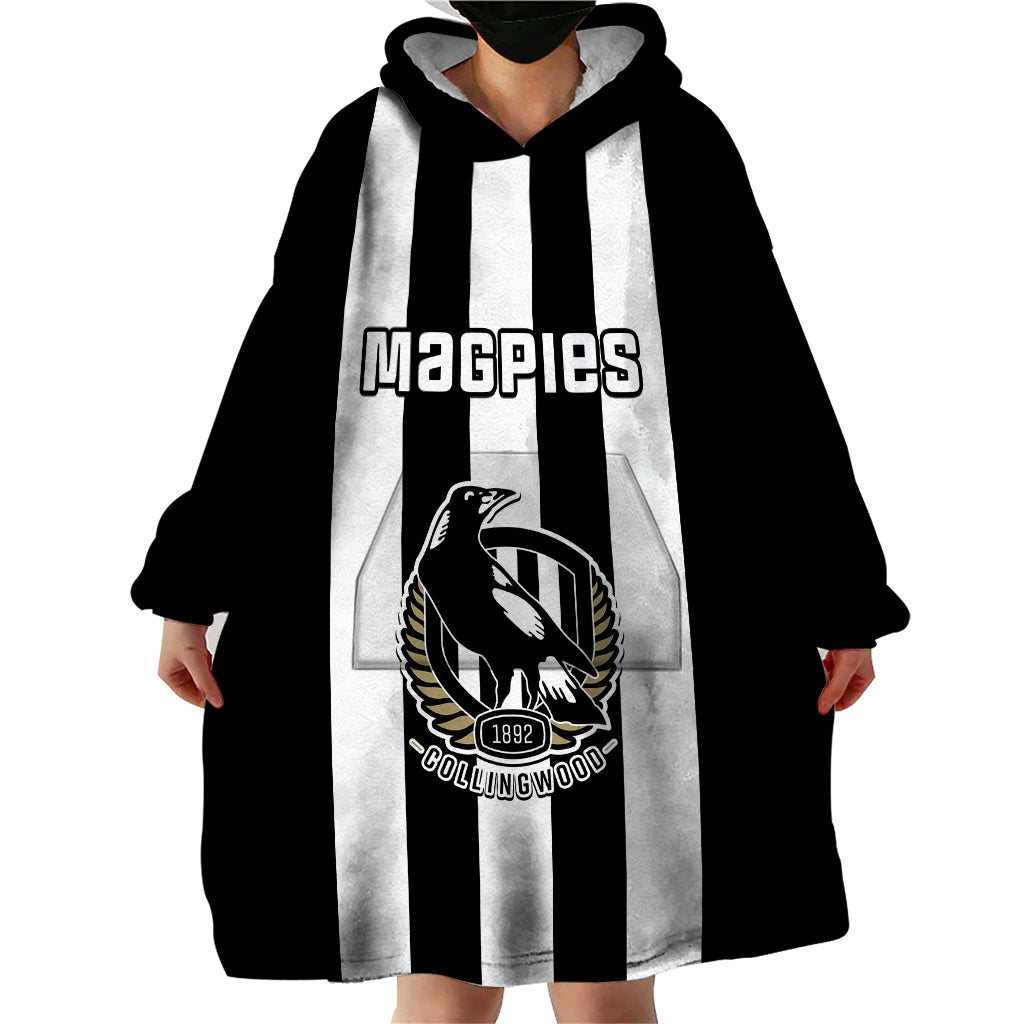 personalised-collingwood-football-2023-wearable-blanket-hoodie-go-magpies-sporty-style