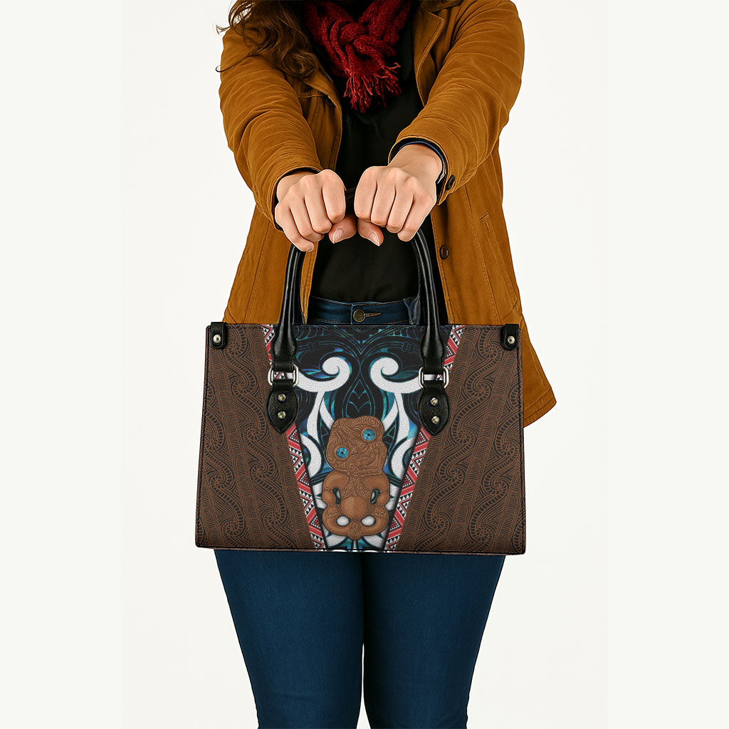 New Zealand Whakairo Leather Bag Tiki Maori Carving Taniko Motifs