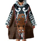 New Zealand Whakairo Wearable Blanket Hoodie Tiki Maori Carving Taniko Motifs