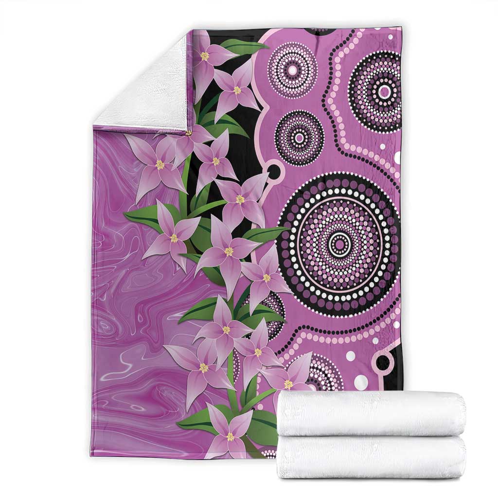 Australia Boronia Blanket Aussie Native Flowers Indigenous Art - Aussie Hoodie