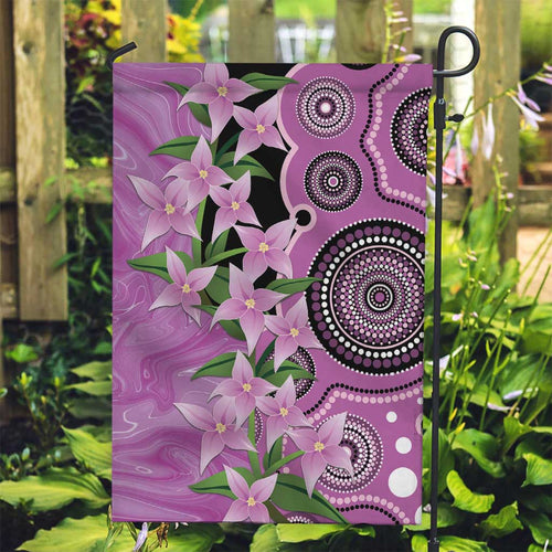 Australia Boronia Garden Flag Aussie Native Flowers Indigenous Art - Aussie Hoodie