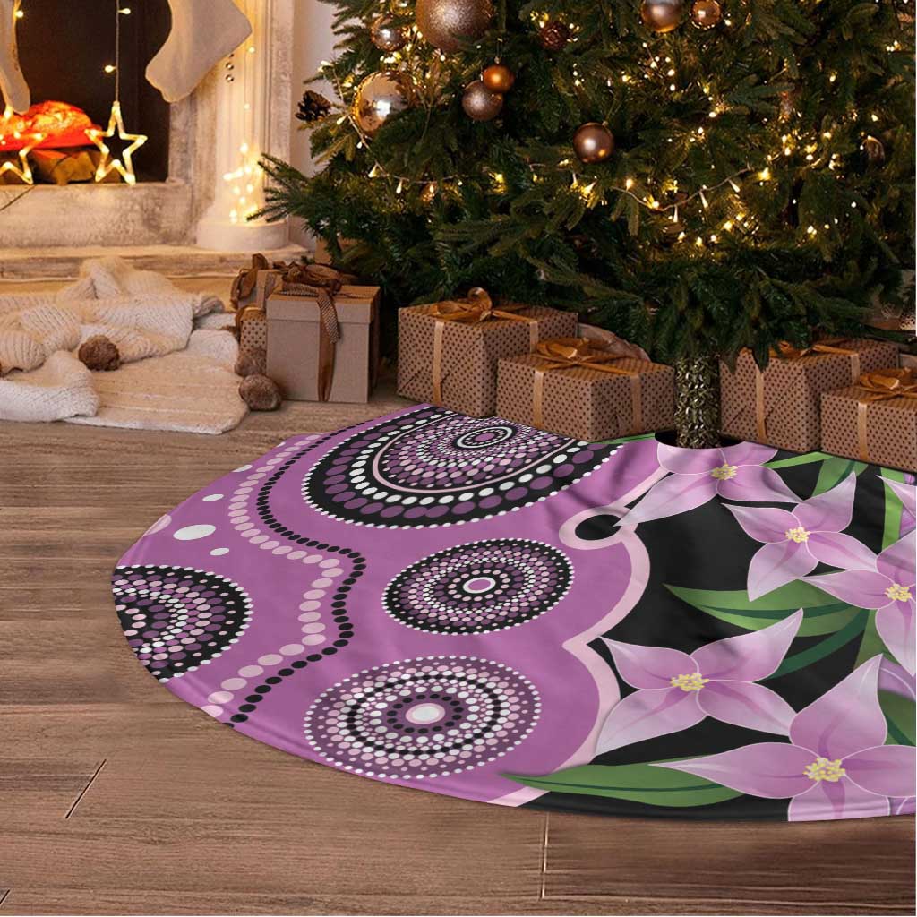 Australia Boronia Tree Skirt Aussie Native Flowers Indigenous Art - Aussie Hoodie