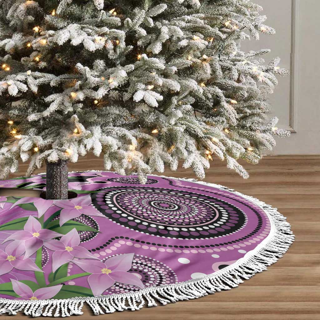 Australia Boronia Tree Skirt Aussie Native Flowers Indigenous Art - Aussie Hoodie