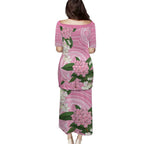 Australia Lilly Pilly Riberry Family Matching Puletasi and Hawaiian Shirt Aussie Native Flowers Indigenous Art - Aussie Hoodie