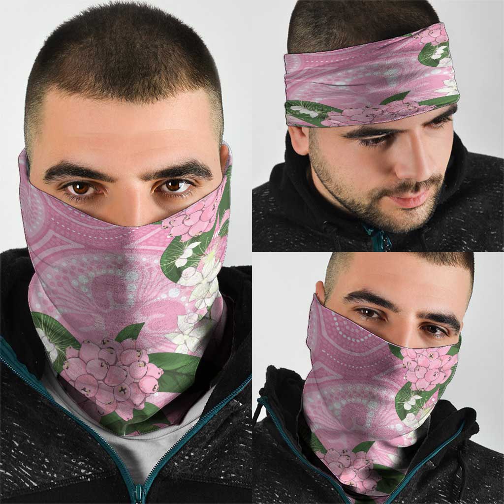 Australia Lilly Pilly Riberry Neck Gaiter Aussie Native Flowers Indigenous Art - Aussie Hoodie