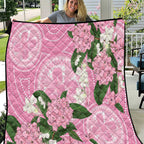 Australia Lilly Pilly Riberry Quilt Aussie Native Flowers Indigenous Art - Aussie Hoodie