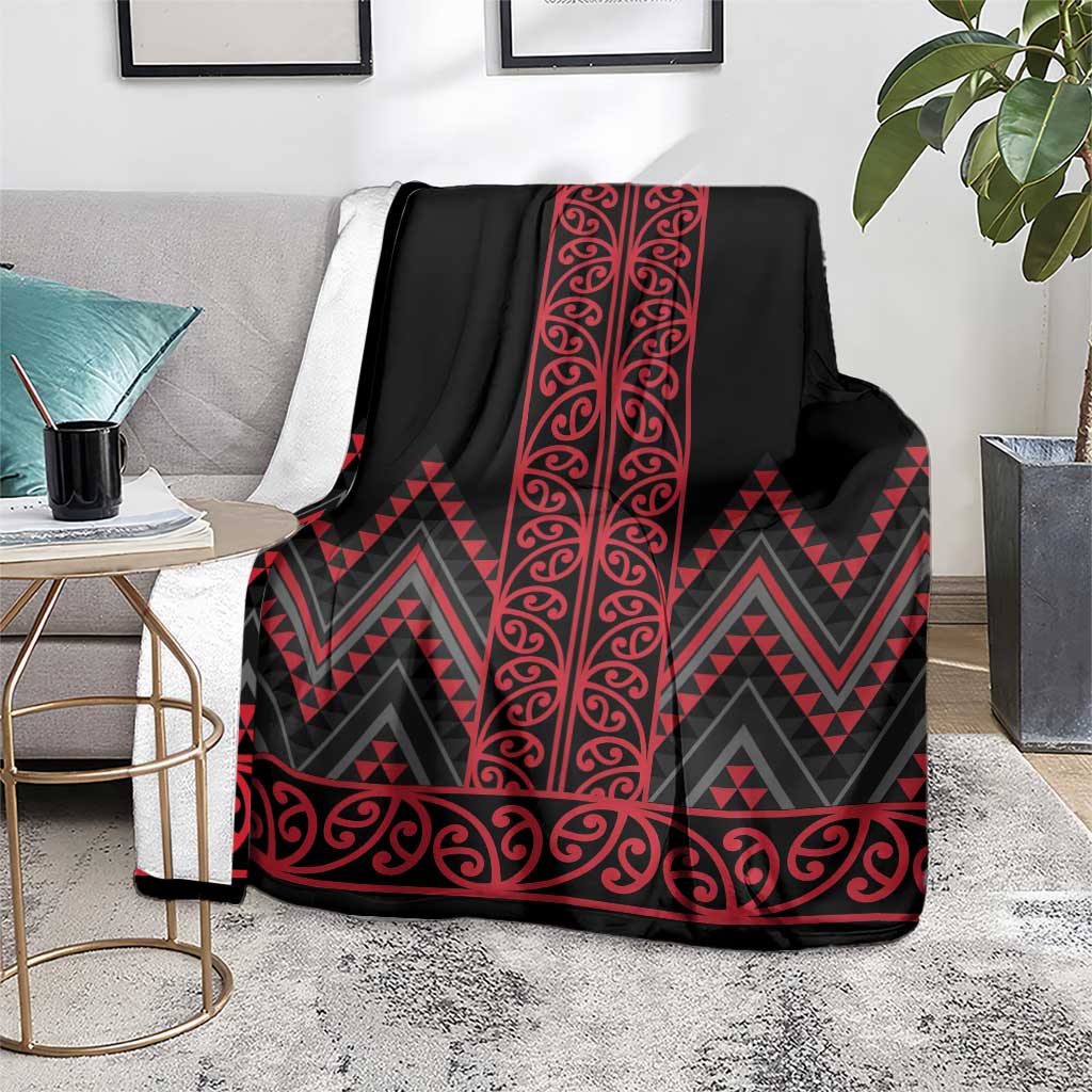 Red Aotearoa Mangopare Kowhaiwhai and Niho Taniwha Blanket Maori New Zealand
