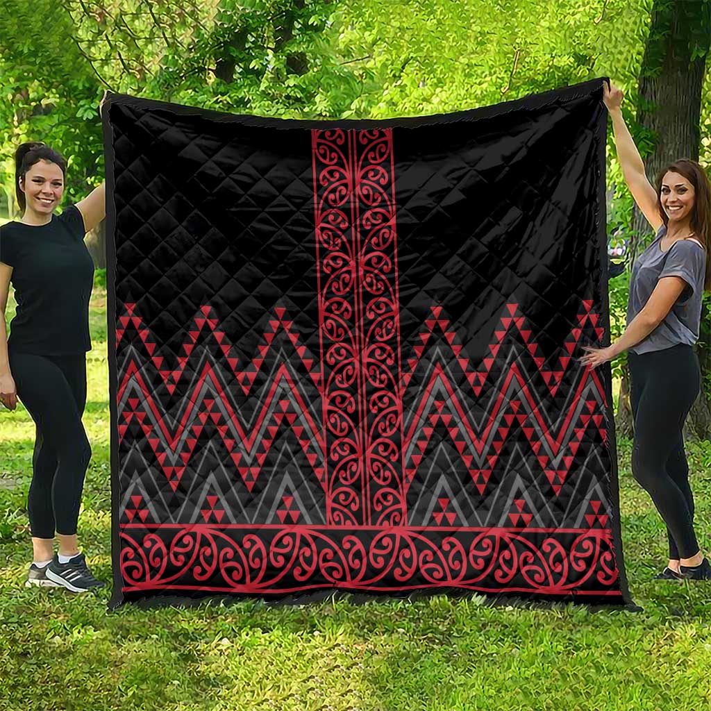 Red Aotearoa Mangopare Kowhaiwhai and Niho Taniwha Quilt Maori New Zealand