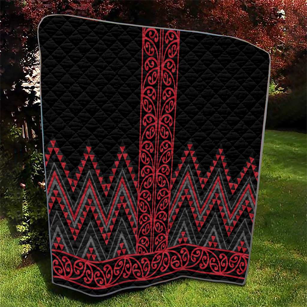 Red Aotearoa Mangopare Kowhaiwhai and Niho Taniwha Quilt Maori New Zealand