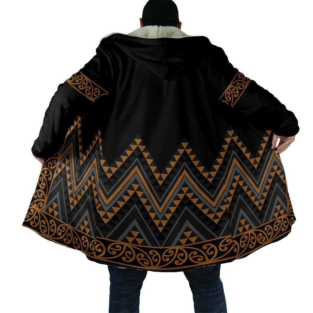 Gold Aotearoa Mangopare Kowhaiwhai Niho Taniwha Cloak Maori New Zealand - Aussie Hoodie