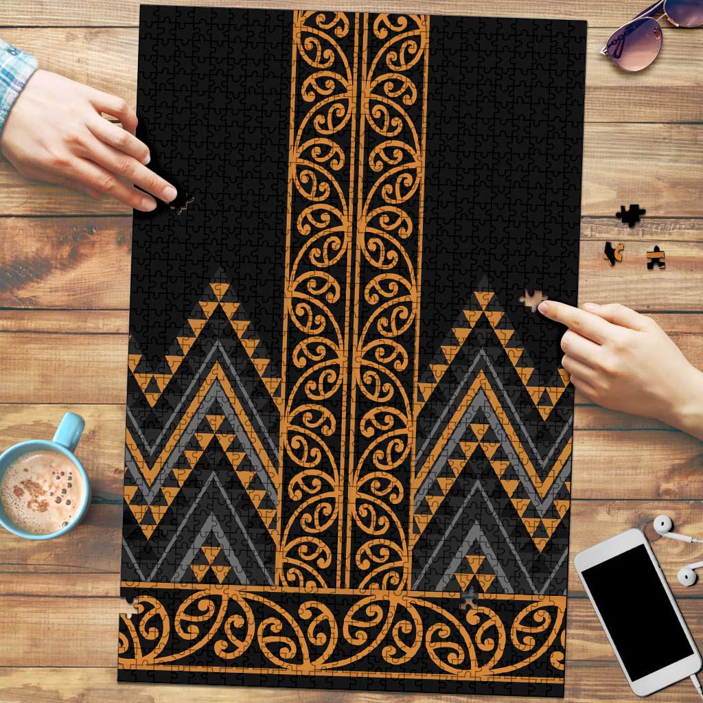 Gold Aotearoa Mangopare Kowhaiwhai Niho Taniwha Puzzle Maori New Zealand - Aussie Hoodie