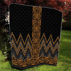 Gold Aotearoa Mangopare Kowhaiwhai and Niho Taniwha Quilt Maori New Zealand