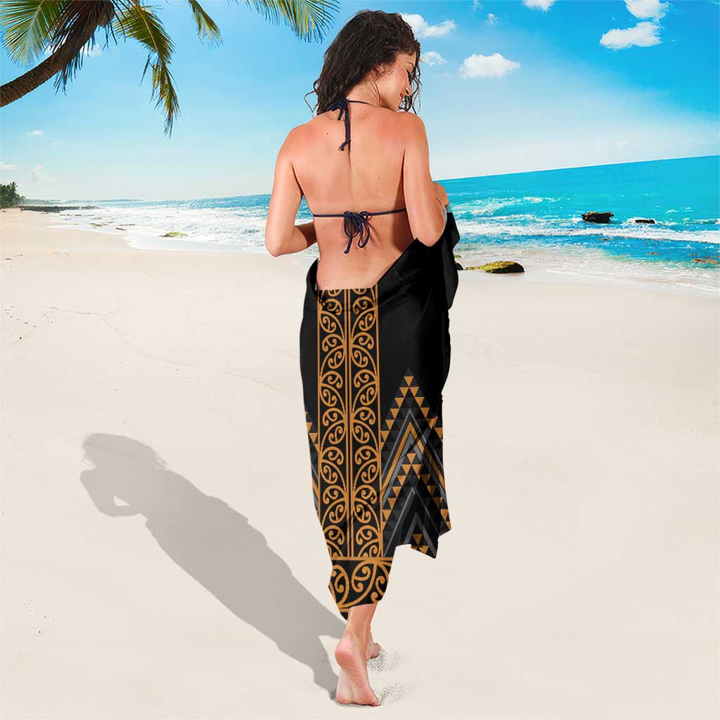 Gold Aotearoa Mangopare Kowhaiwhai and Niho Taniwha Sarong Maori New Zealand