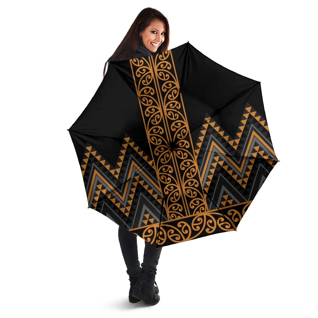 Gold Aotearoa Mangopare Kowhaiwhai Niho Taniwha Umbrella Maori New Zealand - Aussie Hoodie
