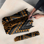 Gold Aotearoa Mangopare Kowhaiwhai Niho Taniwha Umbrella Maori New Zealand - Aussie Hoodie