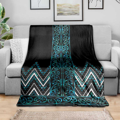 Paua Shell Aotearoa Mangopare Kowhaiwhai and Niho Taniwha Blanket Maori New Zealand