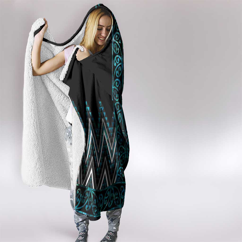 Paua Shell Aotearoa Mangopare Kowhaiwhai and Niho Taniwha Hooded Blanket Maori New Zealand