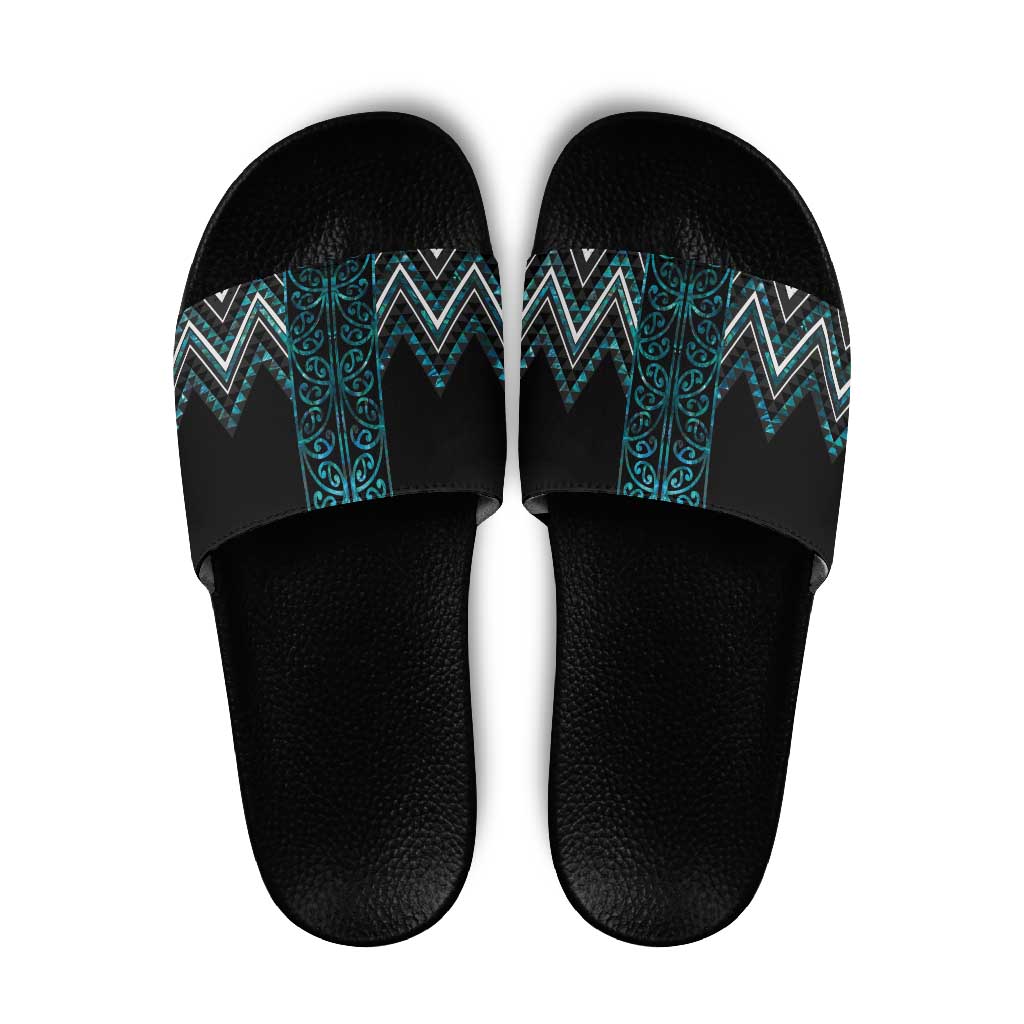 Paua Shell Aotearoa Mangopare Kowhaiwhai Niho Taniwha Slide Sandals Maori New Zealand - Aussie Hoodie