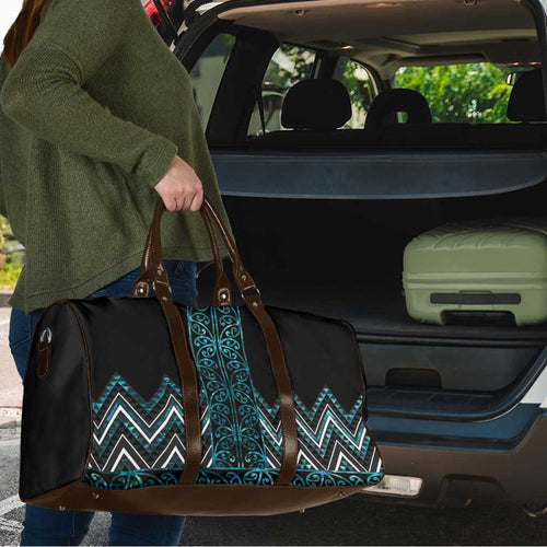 Paua Shell Aotearoa Mangopare Kowhaiwhai Niho Taniwha Travel Bag Maori New Zealand - Aussie Hoodie