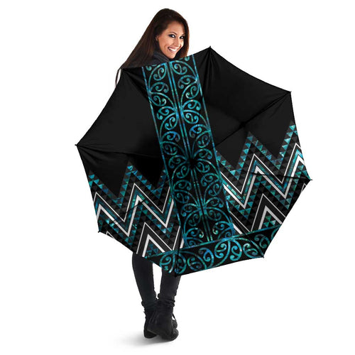 Paua Shell Aotearoa Mangopare Kowhaiwhai Niho Taniwha Umbrella Maori New Zealand - Aussie Hoodie