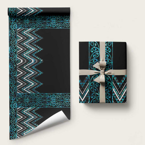 Paua Shell Aotearoa Mangopare Kowhaiwhai and Niho Taniwha Wrapping Paper Maori New Zealand - Aussie Hoodie