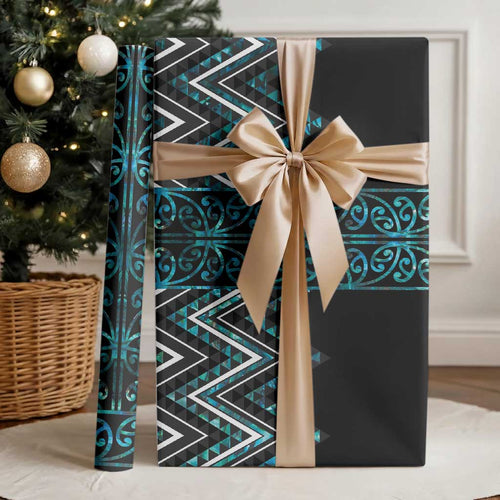 Paua Shell Aotearoa Mangopare Kowhaiwhai and Niho Taniwha Wrapping Paper Maori New Zealand - Aussie Hoodie