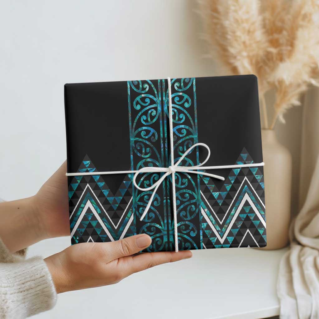 Paua Shell Aotearoa Mangopare Kowhaiwhai and Niho Taniwha Wrapping Paper Maori New Zealand - Aussie Hoodie