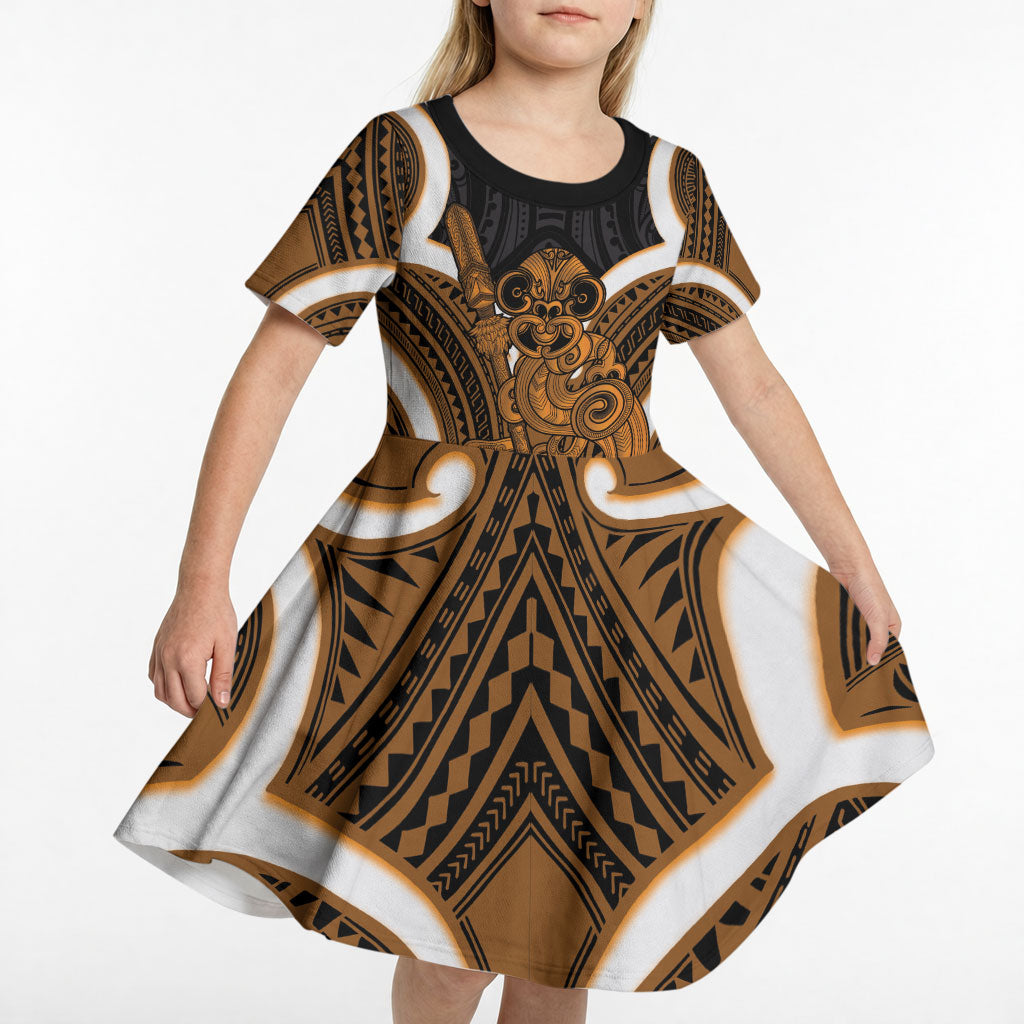Karaka Aotearoa Atua Tumatauenga Personalised Kid Short Sleeve Dress Maori God Of War Tiki With Taiaha