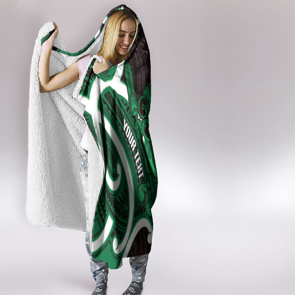 Kakariki Aotearoa Atua Tumatauenga Personalised Hooded Blanket Maori God Of War Tiki With Taiaha