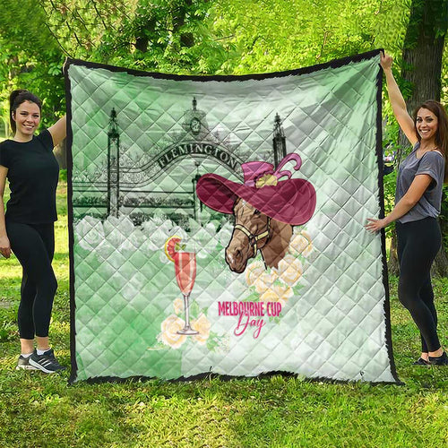 Australia Cup Melbourne Horse Racing Quilt Hats Heels & Horseshoes Yellow Roses - Aussie Hoodie