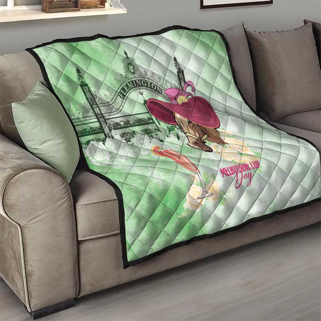 Australia Cup Melbourne Horse Racing Quilt Hats Heels & Horseshoes Yellow Roses - Aussie Hoodie