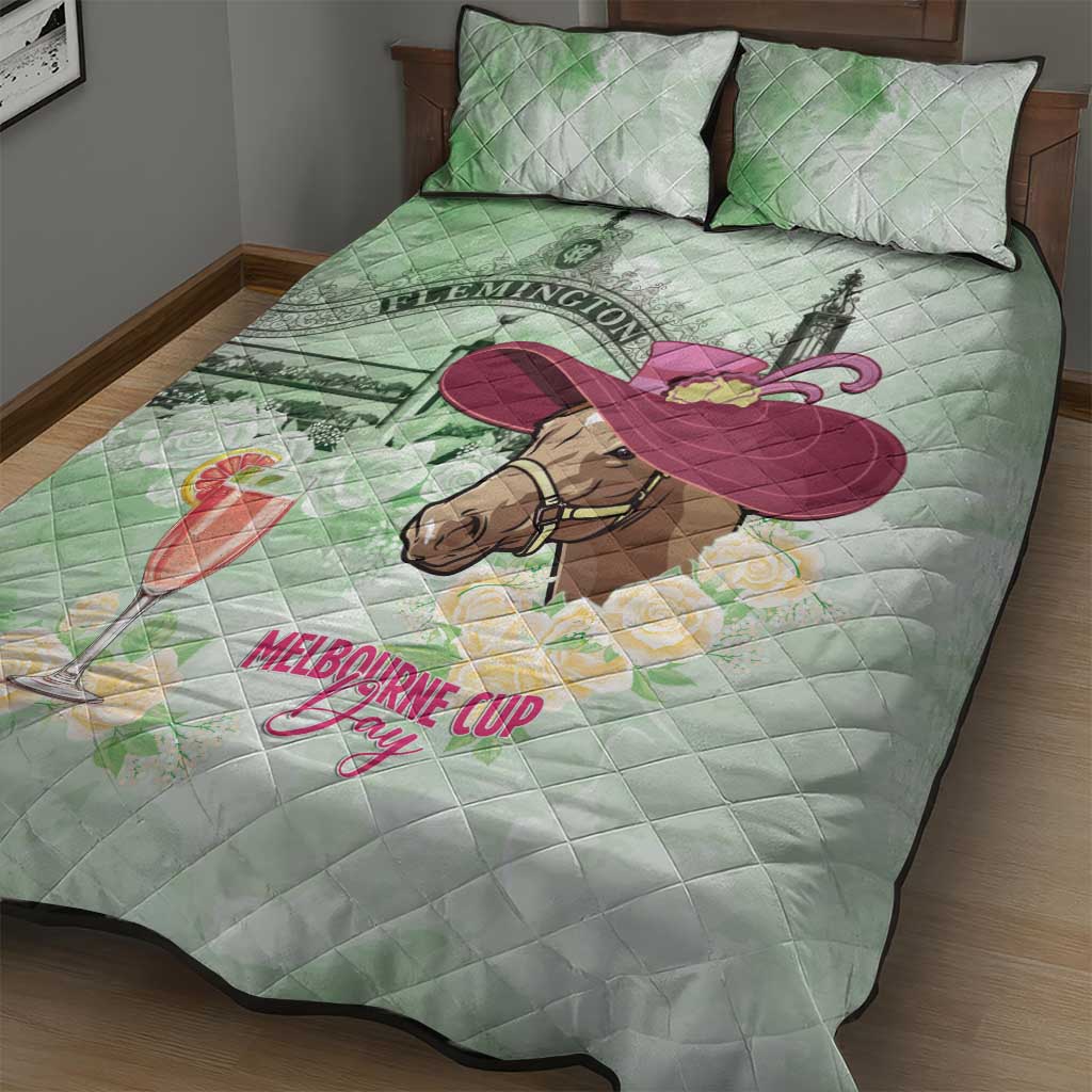 Australia Cup Melbourne Horse Racing Quilt Bed Set Hats Heels & Horseshoes Yellow Roses - Aussie Hoodie