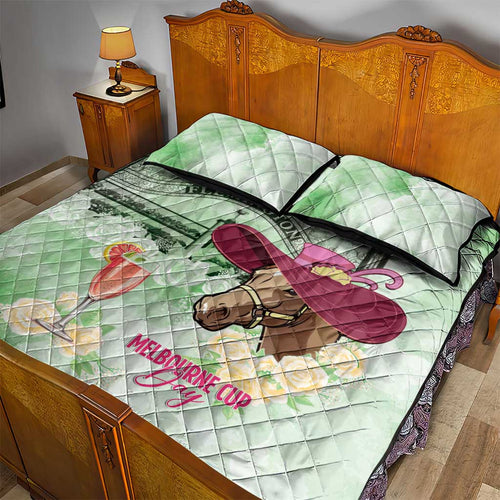 Australia Cup Melbourne Horse Racing Quilt Bed Set Hats Heels & Horseshoes Yellow Roses - Aussie Hoodie
