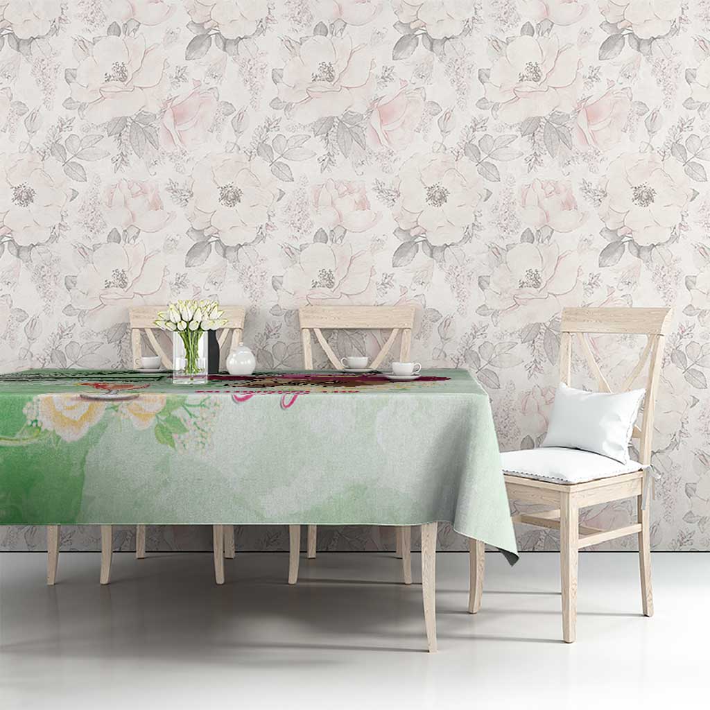 Australia Cup Melbourne Horse Racing Tablecloth Hats Heels & Horseshoes Yellow Roses - Aussie Hoodie