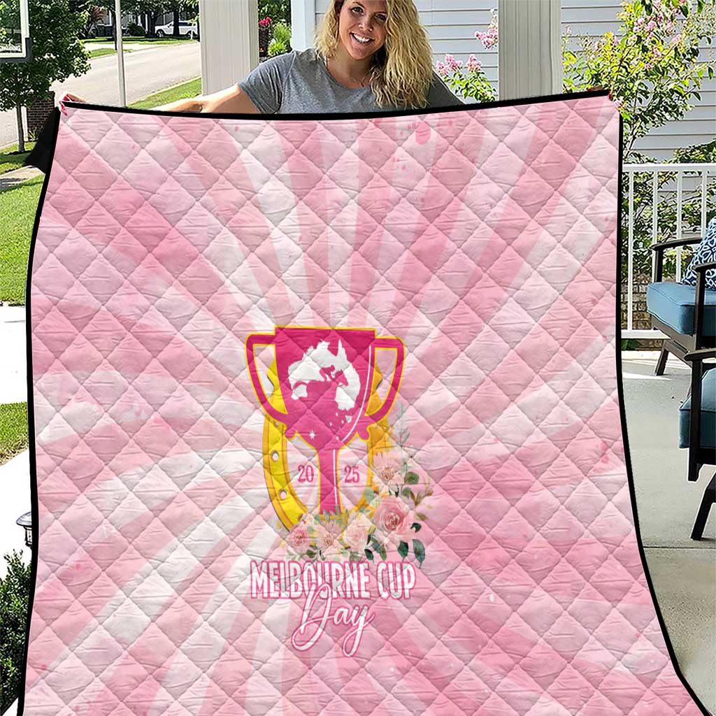 Australia Cup Melbourne Horse Racing Quilt 2025 Champion Trophy With Horseshoe - Aussie Hoodie