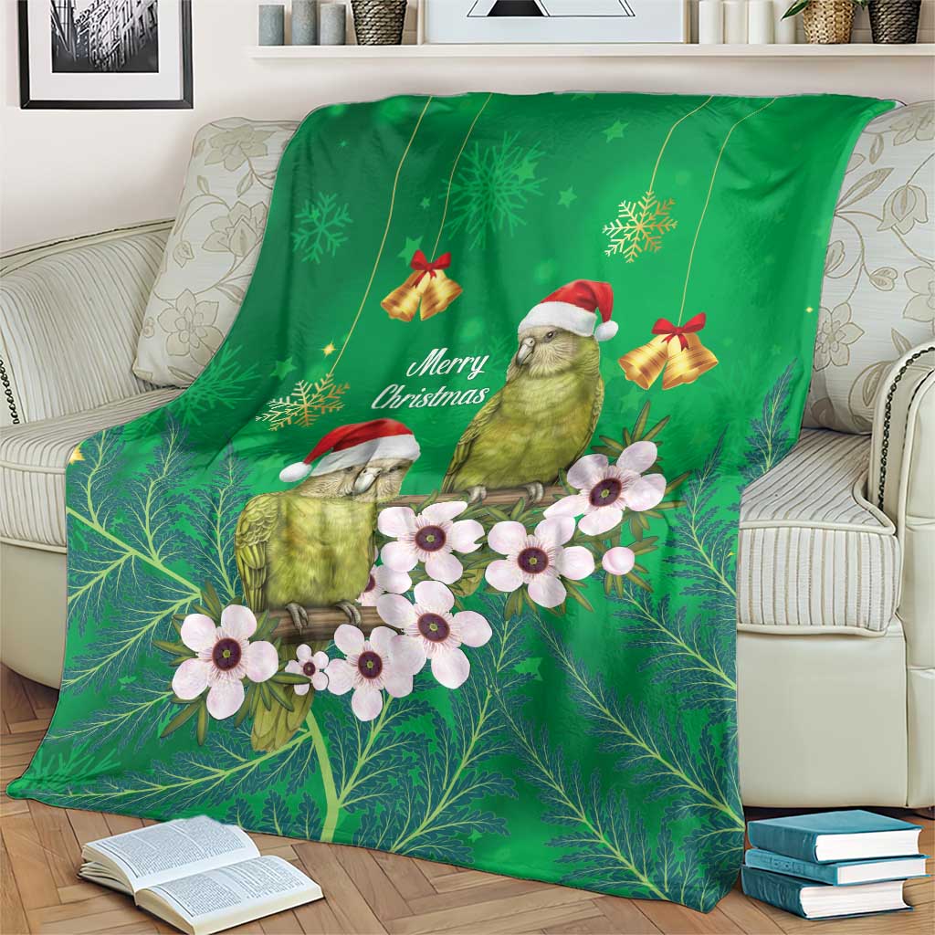 New Zealand Kakapo Christmas Blanket Owl Parrot Santa Sliver Fern Manuka - Green - Aussie Hoodie