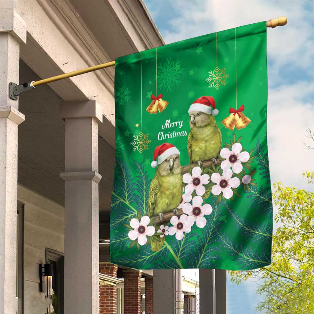 New Zealand Kakapo Christmas Garden Flag Owl Parrot Santa Sliver Fern Manuka - Green - Aussie Hoodie