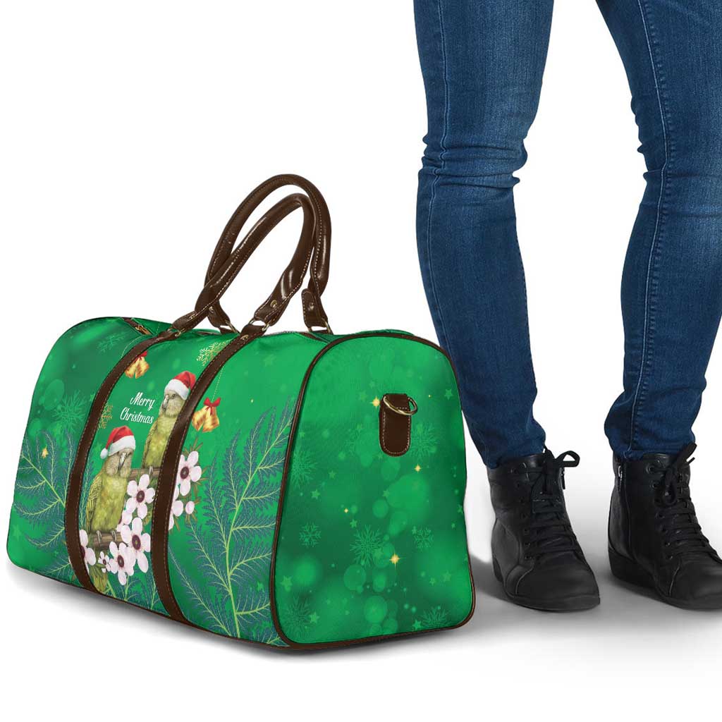 New Zealand Kakapo Christmas Travel Bag Owl Parrot Santa Sliver Fern Manuka - Green - Aussie Hoodie
