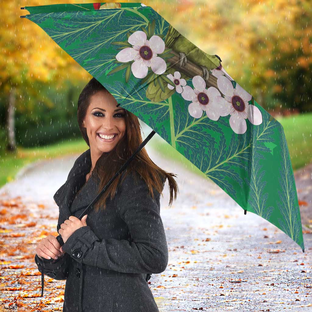 New Zealand Kakapo Christmas Umbrella Owl Parrot Santa Sliver Fern Manuka - Green - Aussie Hoodie